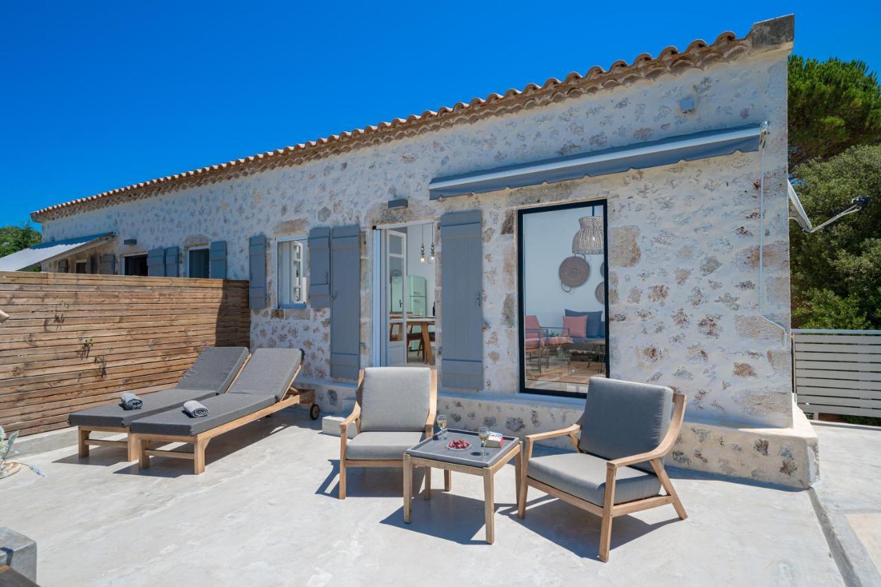 Blue Horizon Cottages Tzamarelata Exterior foto